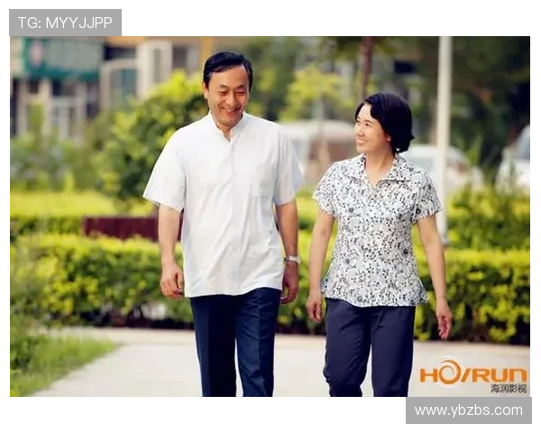 她带着婆婆出嫁却意外牵动三代情感纠葛的暖心温情家庭剧